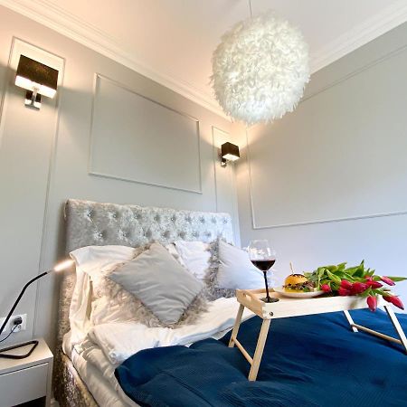 Bp Gray Premium Apartment Torun Bagian luar foto
